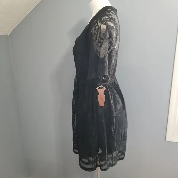 Haute Monde Black Floral Lace Boho Mini Dress Plunge Neckline Women's Large NWT. - Picture 7 of 13